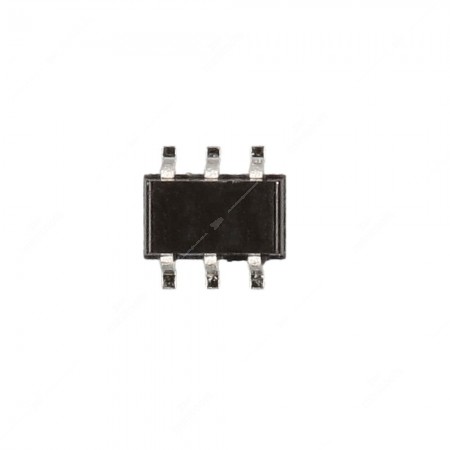 IC001 Integrated circuit - Pack of 5 pcs