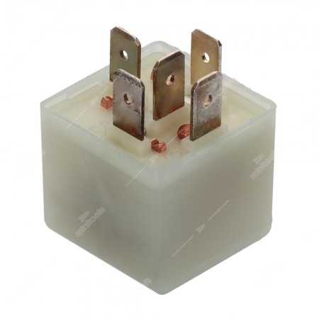 A0035455705 relay for cars control units