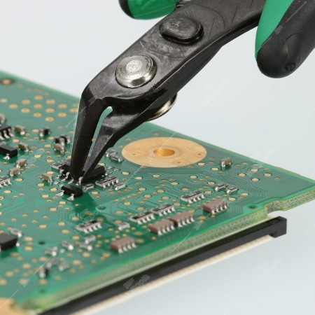 Cutting of Integratet circuit on PCB