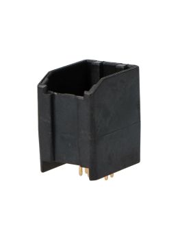 0 Connettore 4+4 pin maschio.