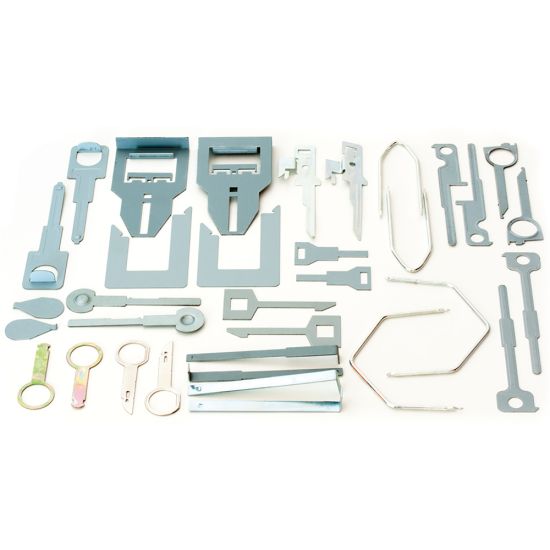 Set of removal keys for several car radios
