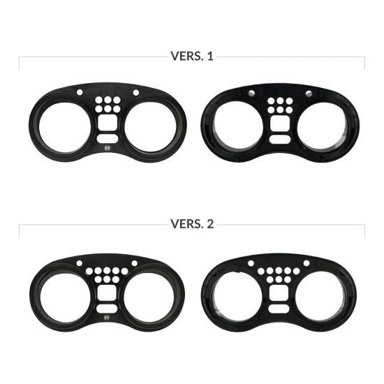 Versions comparison of the front lens for Alfa Romeo GTV and Spider dashboards